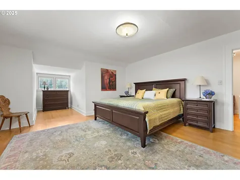 3441 E Burnside Street Portland OR 97214