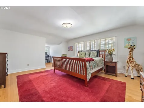 3441 E Burnside Street Portland OR 97214