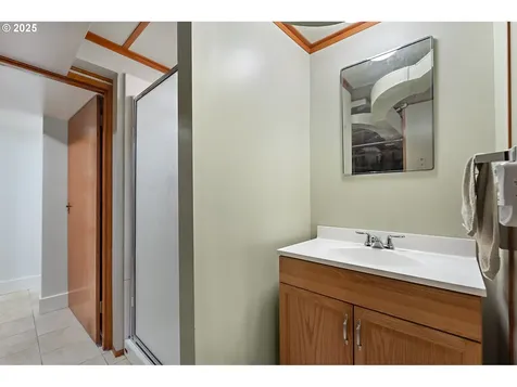 3441 E Burnside Street Portland OR 97214