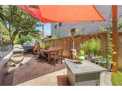 3441 E Burnside Street Portland OR 97214