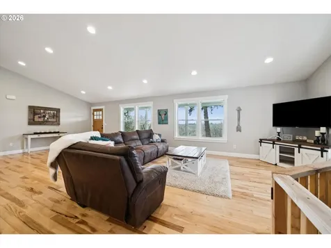 14980 S Teasel Creek Road Molalla OR 97038
