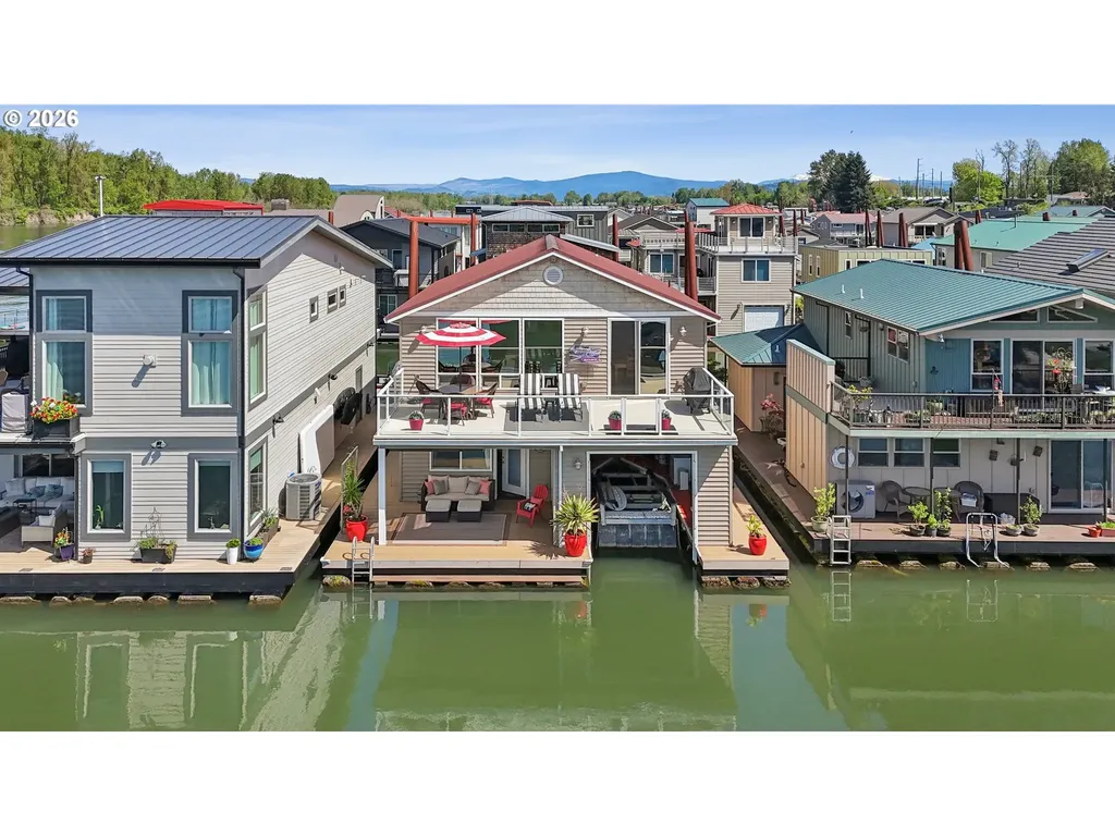 18525 NE Marine Drive Portland OR 97230