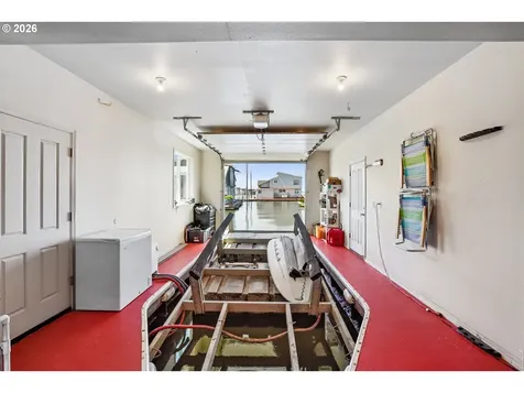 18525 NE Marine Drive Portland OR 97230