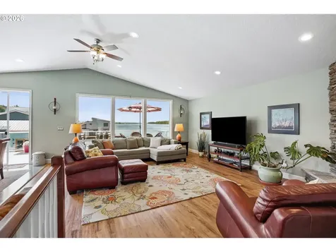 18525 NE Marine Drive Portland OR 97230
