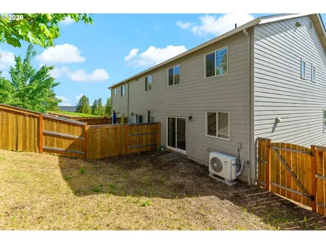 1900 NE 117th Court Vancouver WA 98684