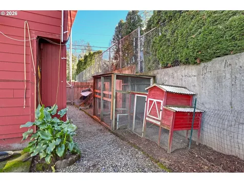 7607 SE 112th Avenue Portland OR 97266