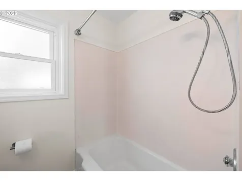1326 SE 49th Avenue Portland OR 97215