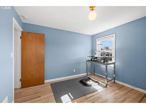1326 SE 49th Avenue Portland OR 97215