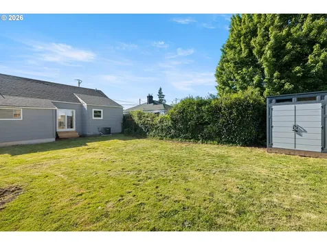 1326 SE 49th Avenue Portland OR 97215