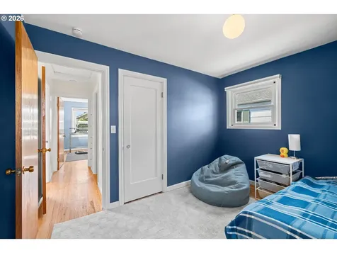 1326 SE 49th Avenue Portland OR 97215