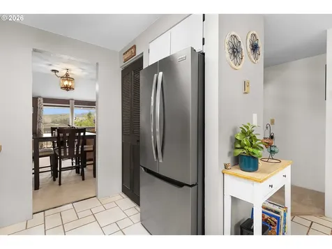 17 NW Mountain View Drive Roseburg OR 97471