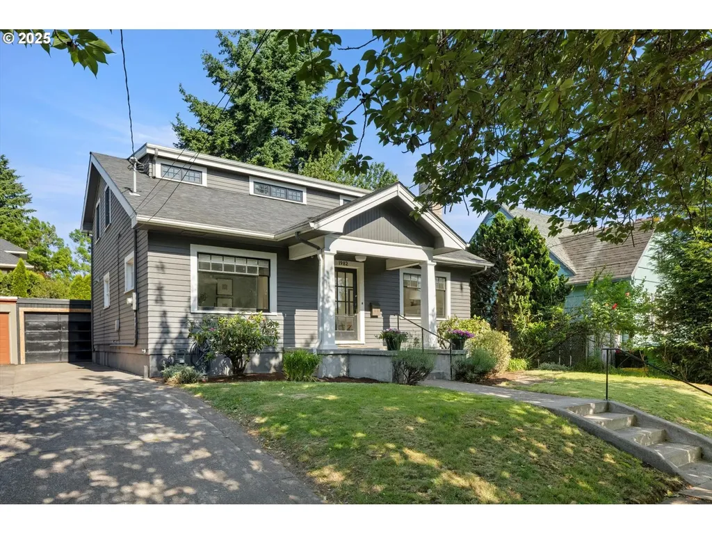 1982 SE 30th Avenue Portland OR 97214