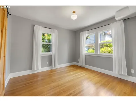 1982 SE 30th Avenue Portland OR 97214