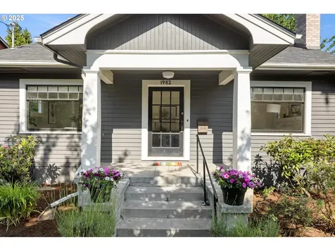 1982 SE 30th Avenue Portland OR 97214