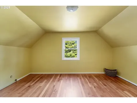 90252 Knob Noster Lane Coos Bay OR 97420