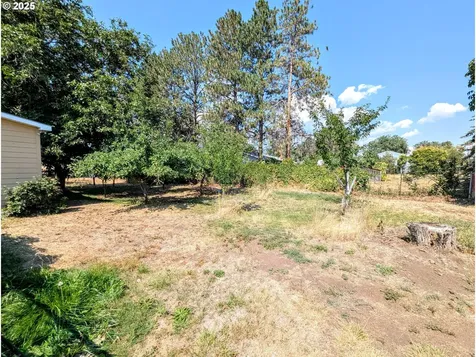 62077 Evergreen Road La Grande OR 97850