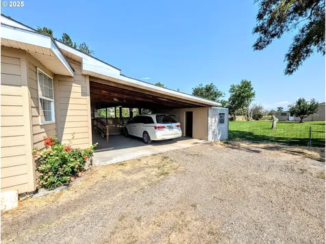 62077 Evergreen Road La Grande OR 97850
