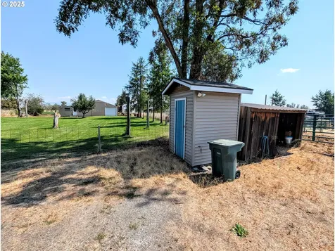62077 Evergreen Road La Grande OR 97850