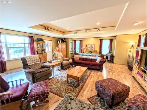 62077 Evergreen Road La Grande OR 97850