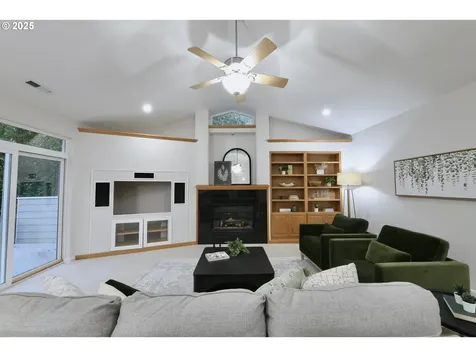 3110 SW Dickinson Street Portland OR 97219