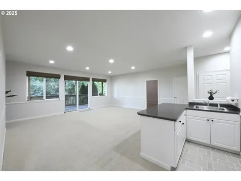 3110 SW Dickinson Street Portland OR 97219