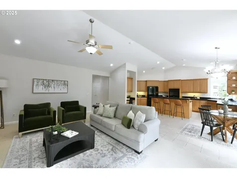 3110 SW Dickinson Street Portland OR 97219