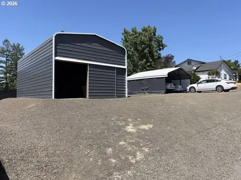 122 Grassy Lane Roseburg OR 97470