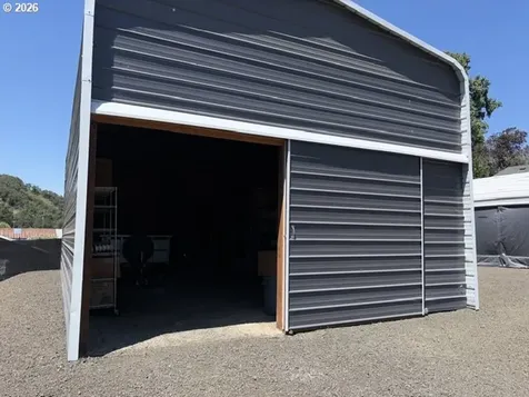 122 Grassy Lane Roseburg OR 97470