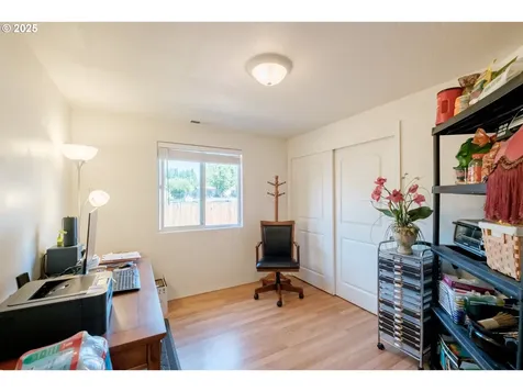 1239 46th Court Sweet Home OR 97386