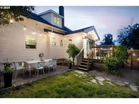 7042 N Congress Avenue Portland OR 97217