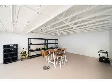 7042 N Congress Avenue Portland OR 97217