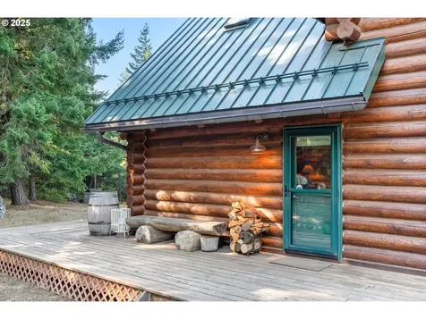 2300 Elder Road Hood River OR 97031