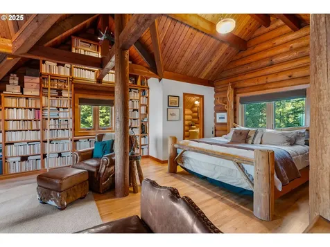 2300 Elder Road Hood River OR 97031