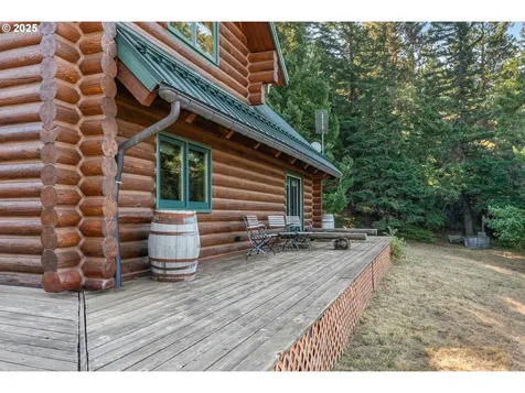 2300 Elder Road Hood River OR 97031