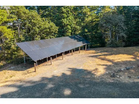 2300 Elder Road Hood River OR 97031