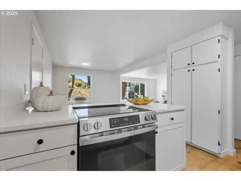 315 Fox Street Rainier OR 97048