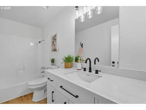 315 Fox Street Rainier OR 97048