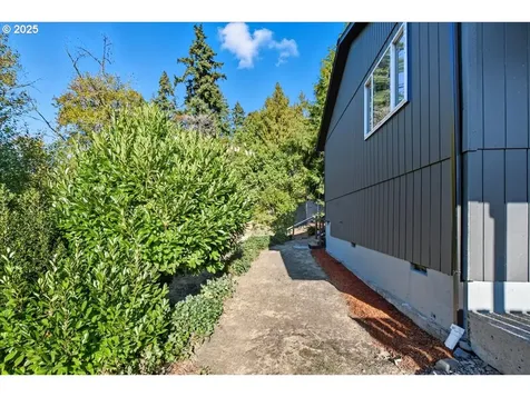 315 Fox Street Rainier OR 97048