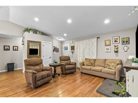 38160 Franklin Butte Road Scio OR 97374