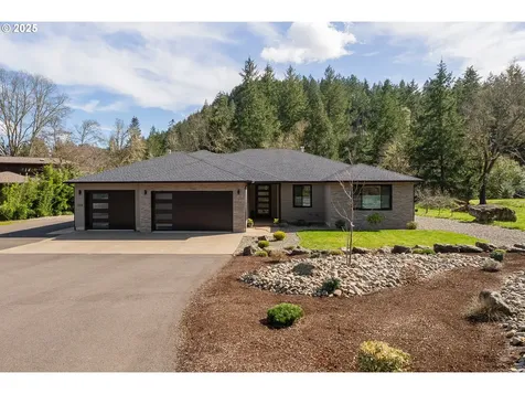 360 Champagne Creek Drive Roseburg OR 97471