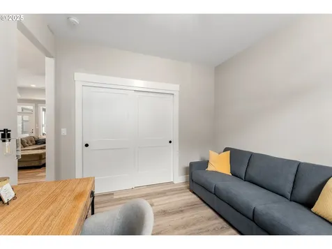 360 Champagne Creek Drive Roseburg OR 97471