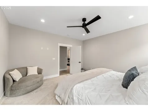 360 Champagne Creek Drive Roseburg OR 97471