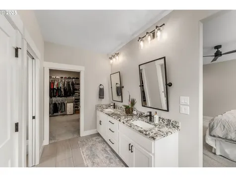 360 Champagne Creek Drive Roseburg OR 97471