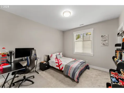 360 Champagne Creek Drive Roseburg OR 97471