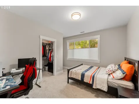 360 Champagne Creek Drive Roseburg OR 97471