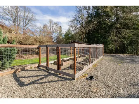 360 Champagne Creek Drive Roseburg OR 97471