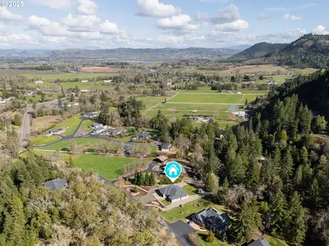 360 Champagne Creek Drive Roseburg OR 97471