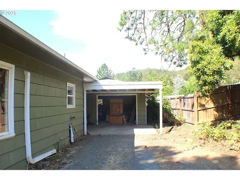 267 Crest Drive Myrtle Creek OR 97457