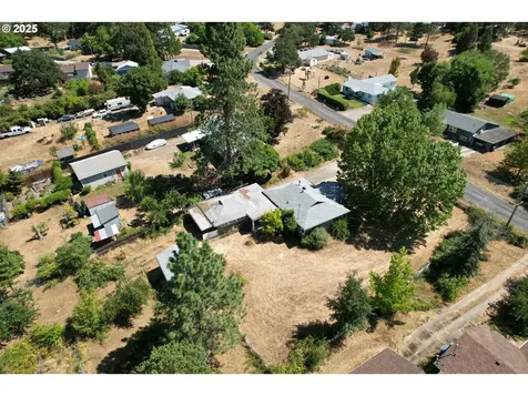 267 Crest Drive Myrtle Creek OR 97457