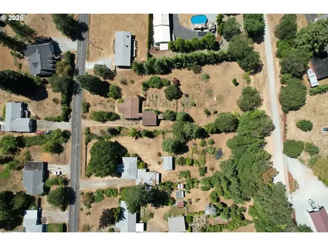 267 Crest Drive Myrtle Creek OR 97457